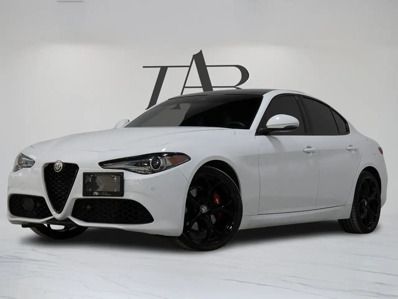 Alfa Romeo Giulia снимка Alfa Romeo Giulia