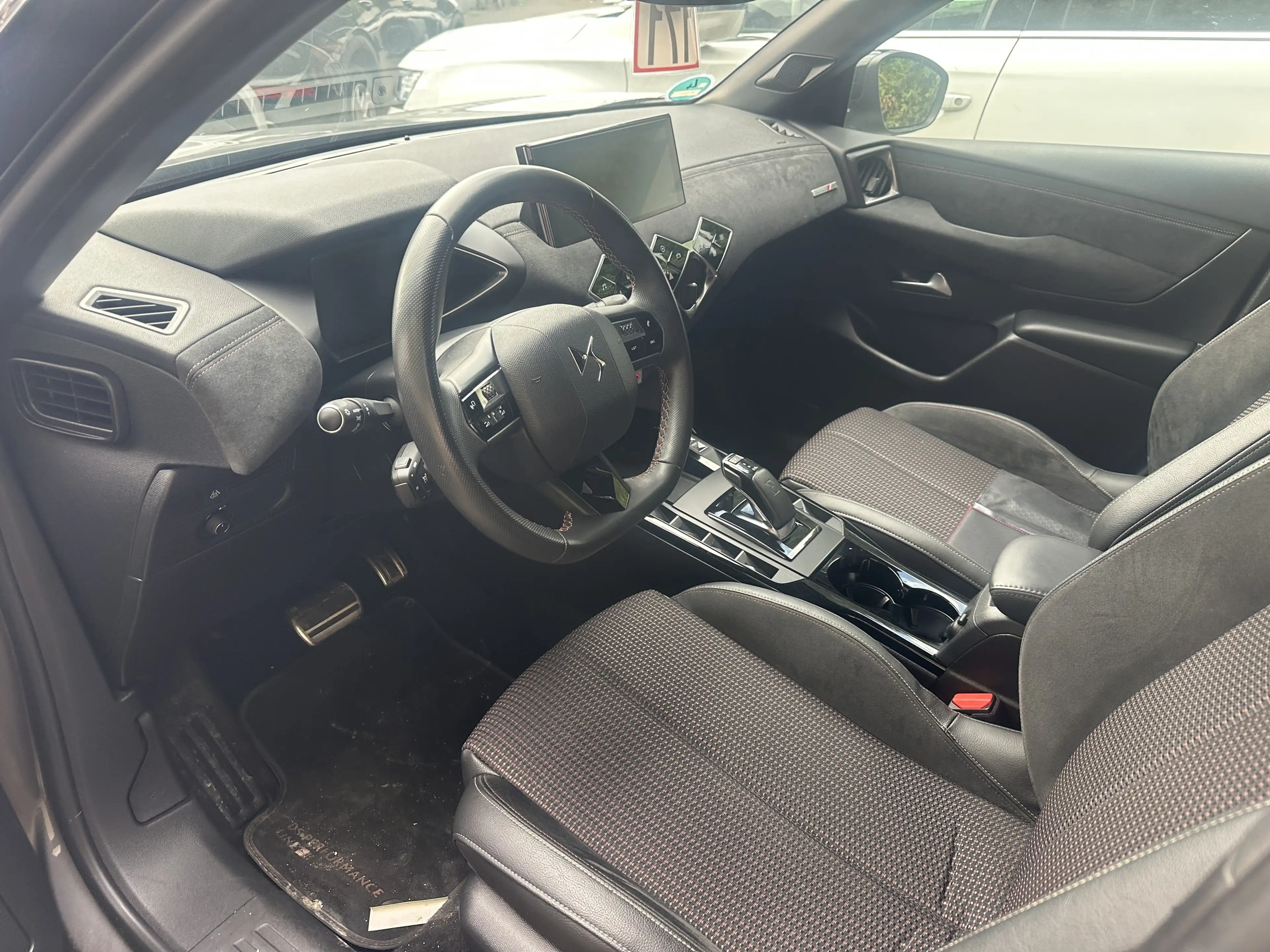 DS Automobiles DS 3 Crossback Performance Line+*ST-heiz*WMP*CAM* — photo 3