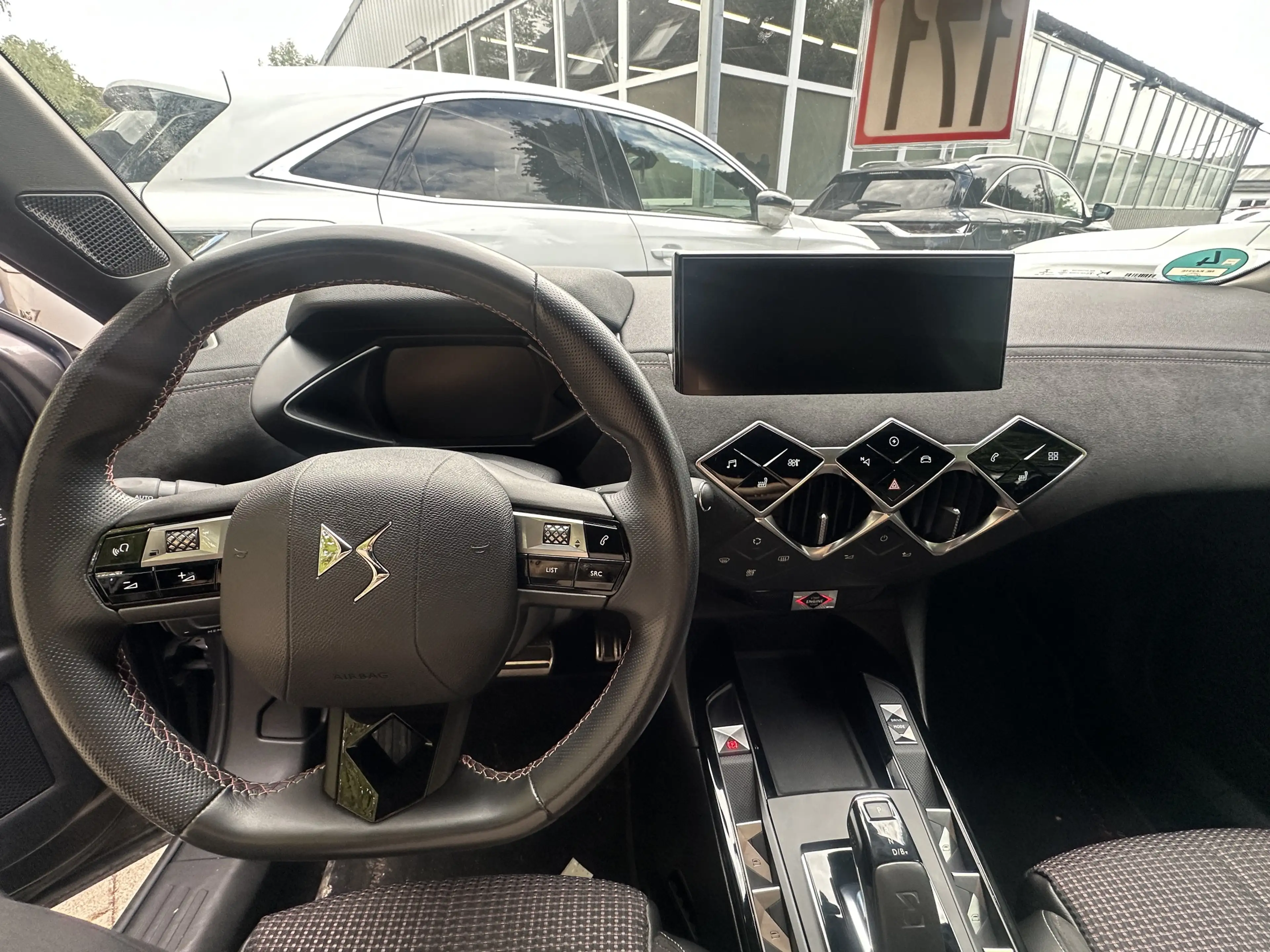 DS Automobiles DS 3 Crossback Performance Line+*ST-heiz*WMP*CAM* — photo 6