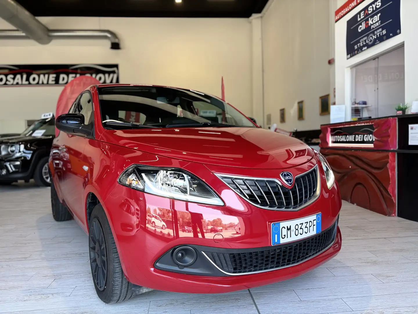 Lancia Ypsilon SILVER 1.0 HYBRID 70CV  RESTYLING KM CERTIFICATI Rosso - 2