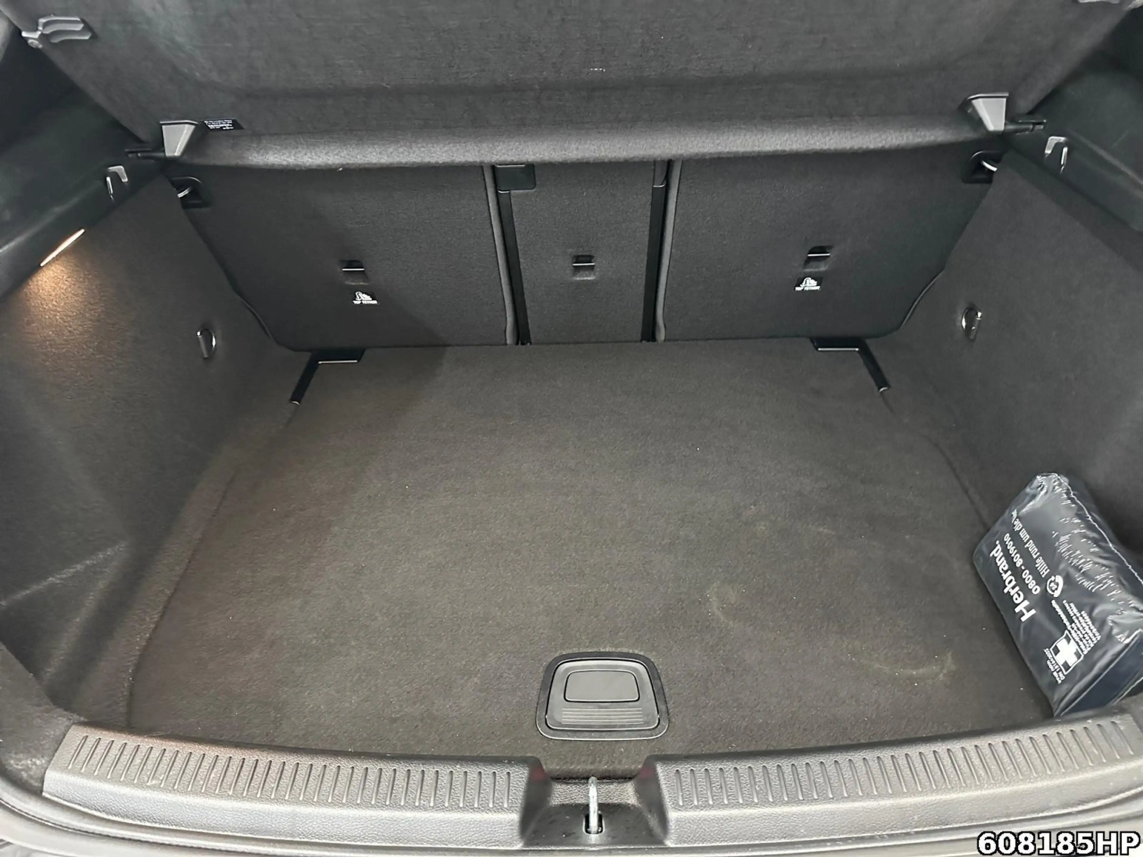 Mercedes-Benz A 220 AMG Line Pano AHK 360° Sound Ambiente 19" — photo 6