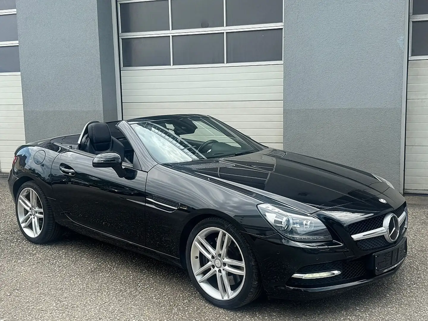 Mercedes-Benz SLK 200 BlueEfficiency Aut. Schwarz - 2