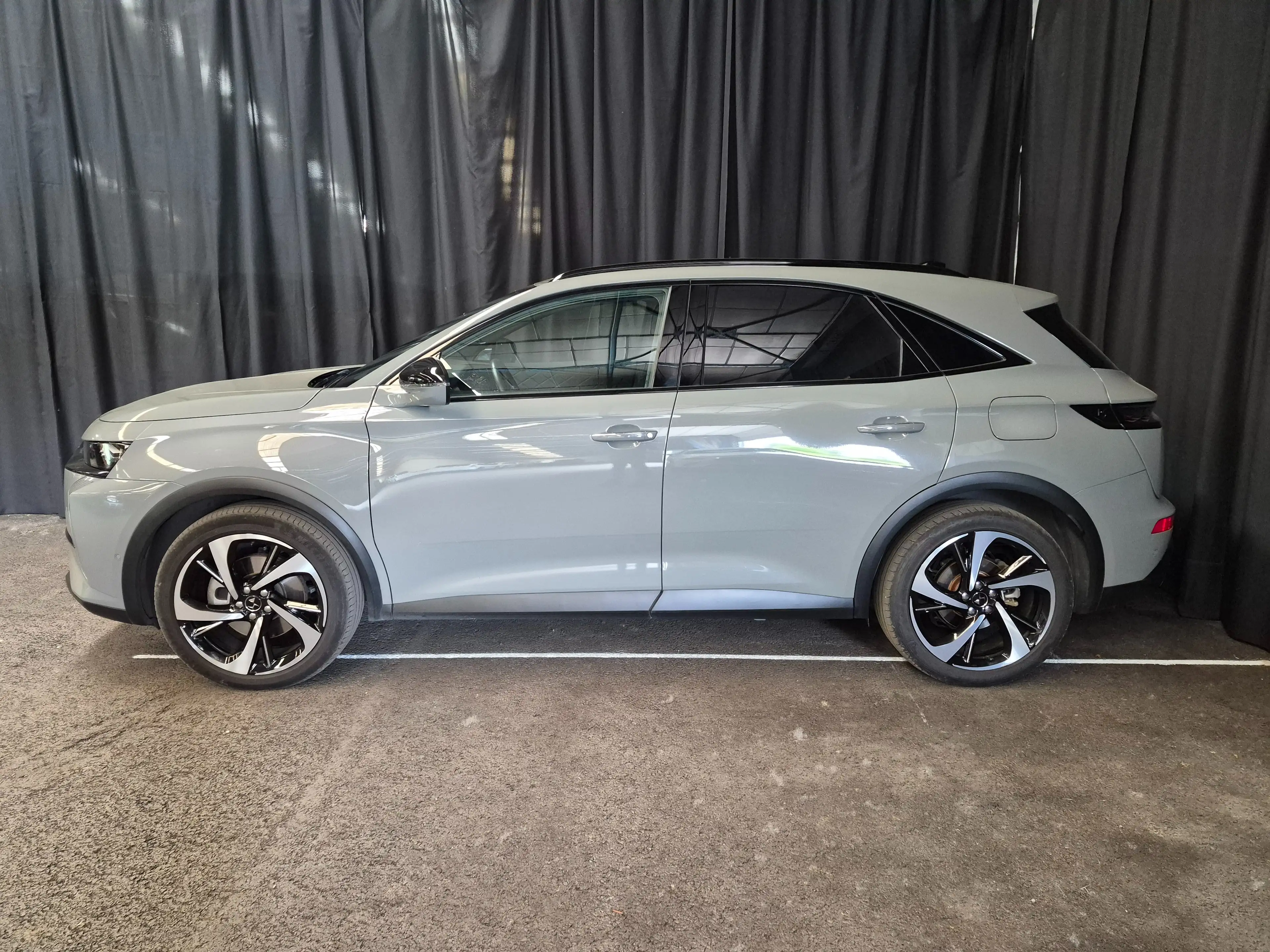 DS Automobiles DS 7 DS7 E-TENSE 225 RIVOLI — photo 2