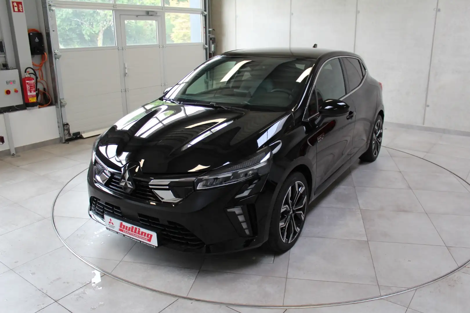 Mitsubishi Colt EDITION 1.6 Hybrid Automatik Schwarz - 2