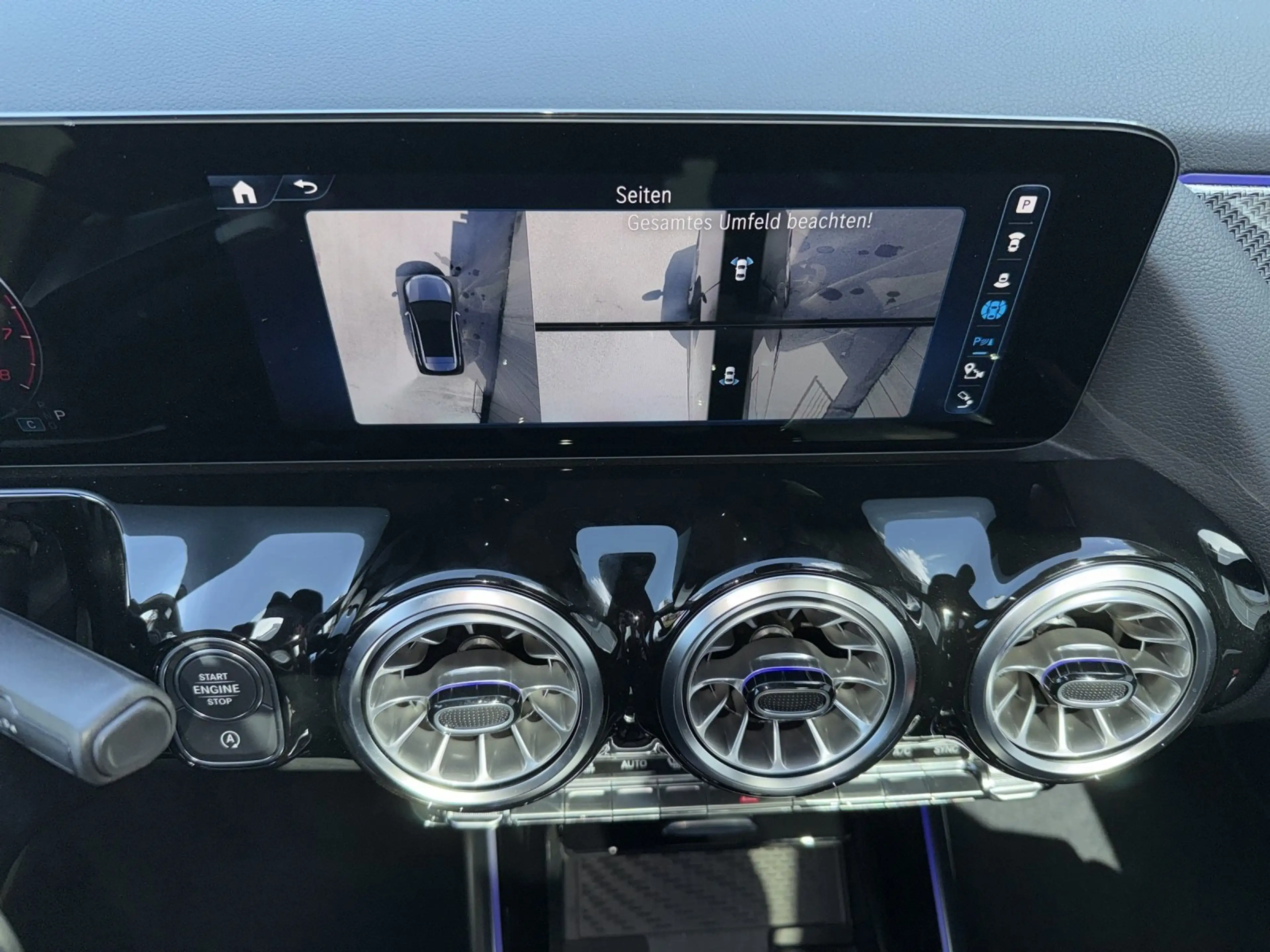 Mercedes-Benz B 220 4M AMG Premi+ AHK Memo MLED Pano HUD KeyGo — photo 10