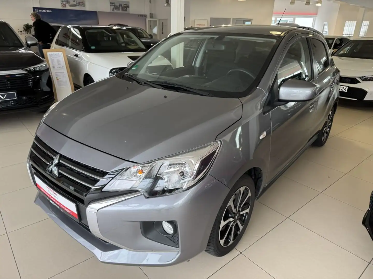 Mitsubishi Space Star AS&G 1.2 Select+ (A00) Grau - 2