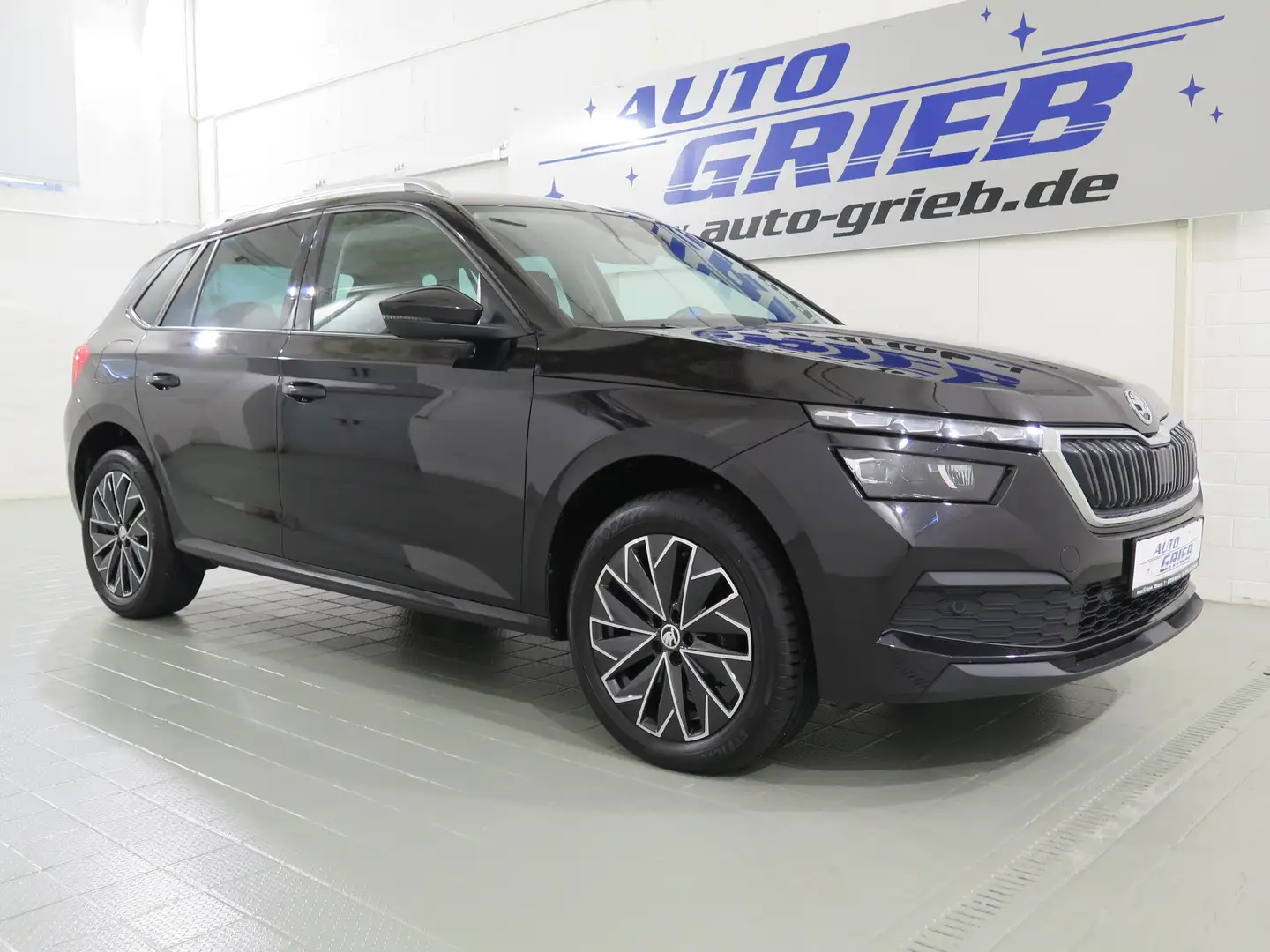 Skoda Kamiq Style, LED, App, Navi, AHK, Tempomat, RFK Schwarz - 1
