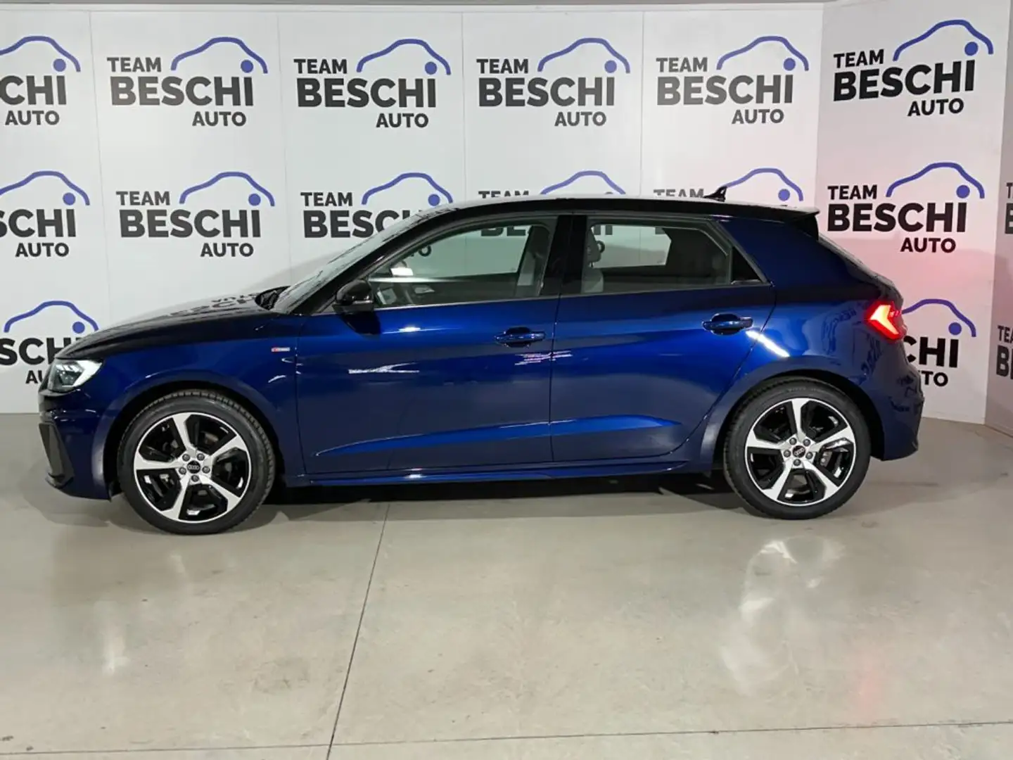 Audi A1 SPB 30 TFSI 116CV S line edition Blu/Azzurro - 2