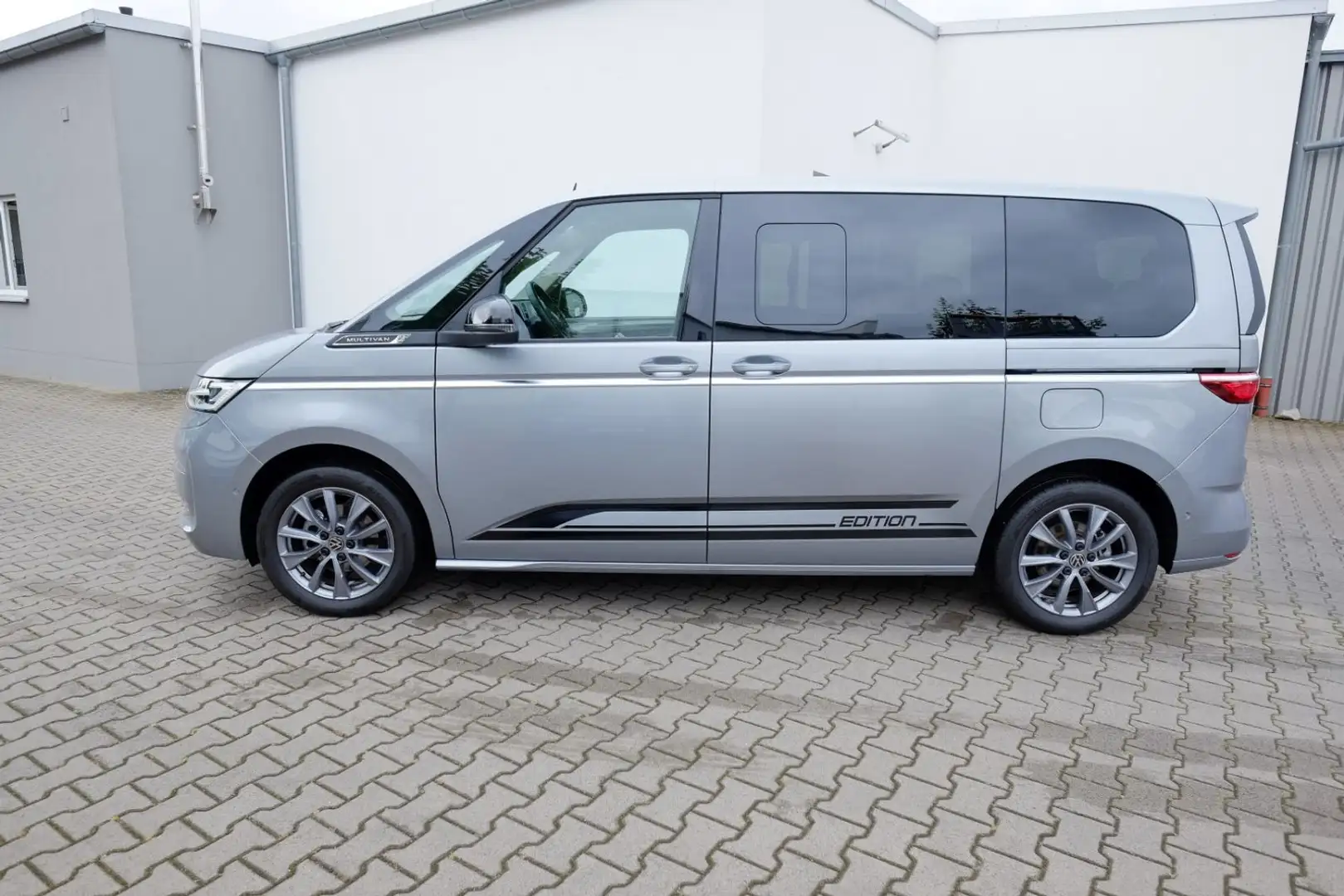 Volkswagen T7 Multivan 2.0 TDI Style DSG/Easy-Open/18Zoll Grau - 1