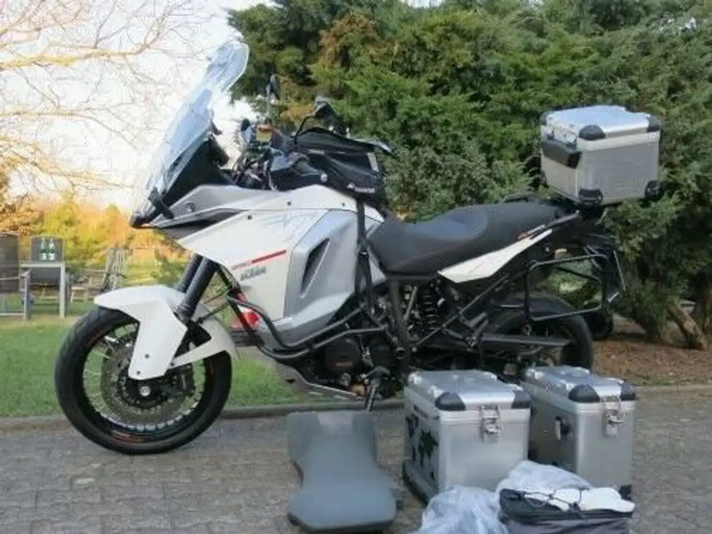 KTM 1290 Super Adventure - 1