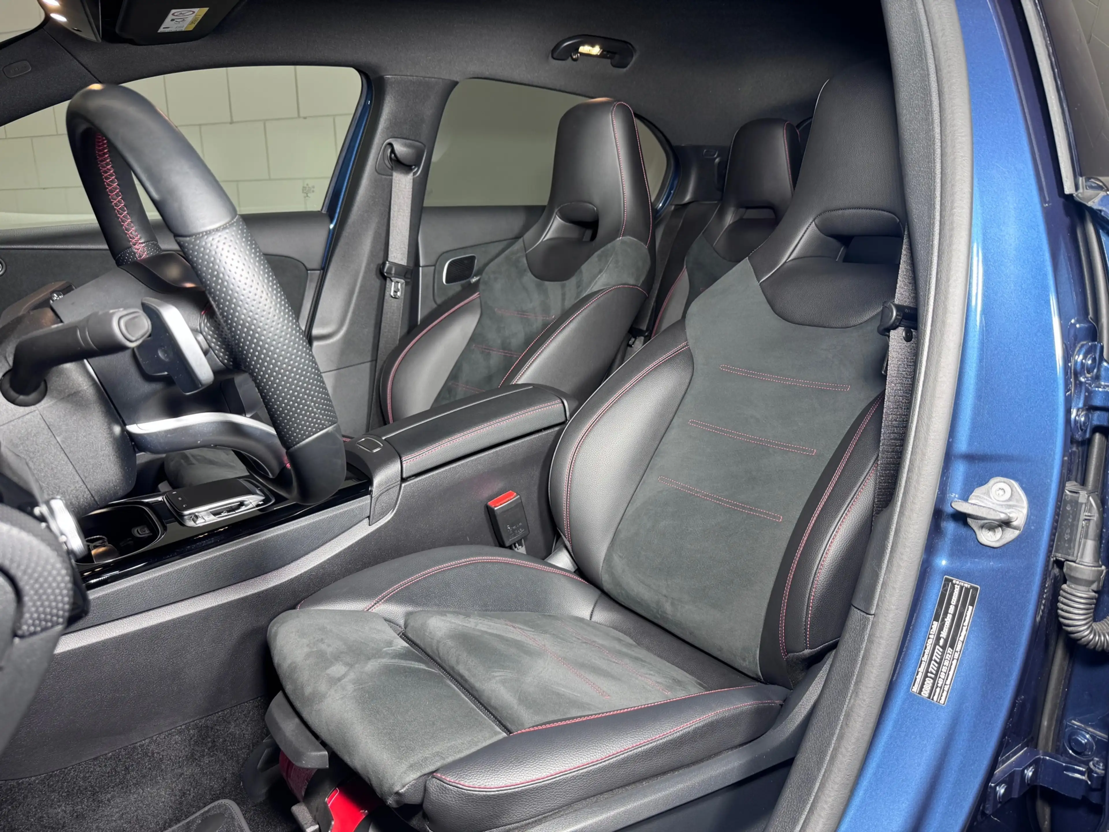 Mercedes-Benz A 250 4MATIC AMG 224 PK Full Opt. *BurM*Memory*Multi B.* — photo 13