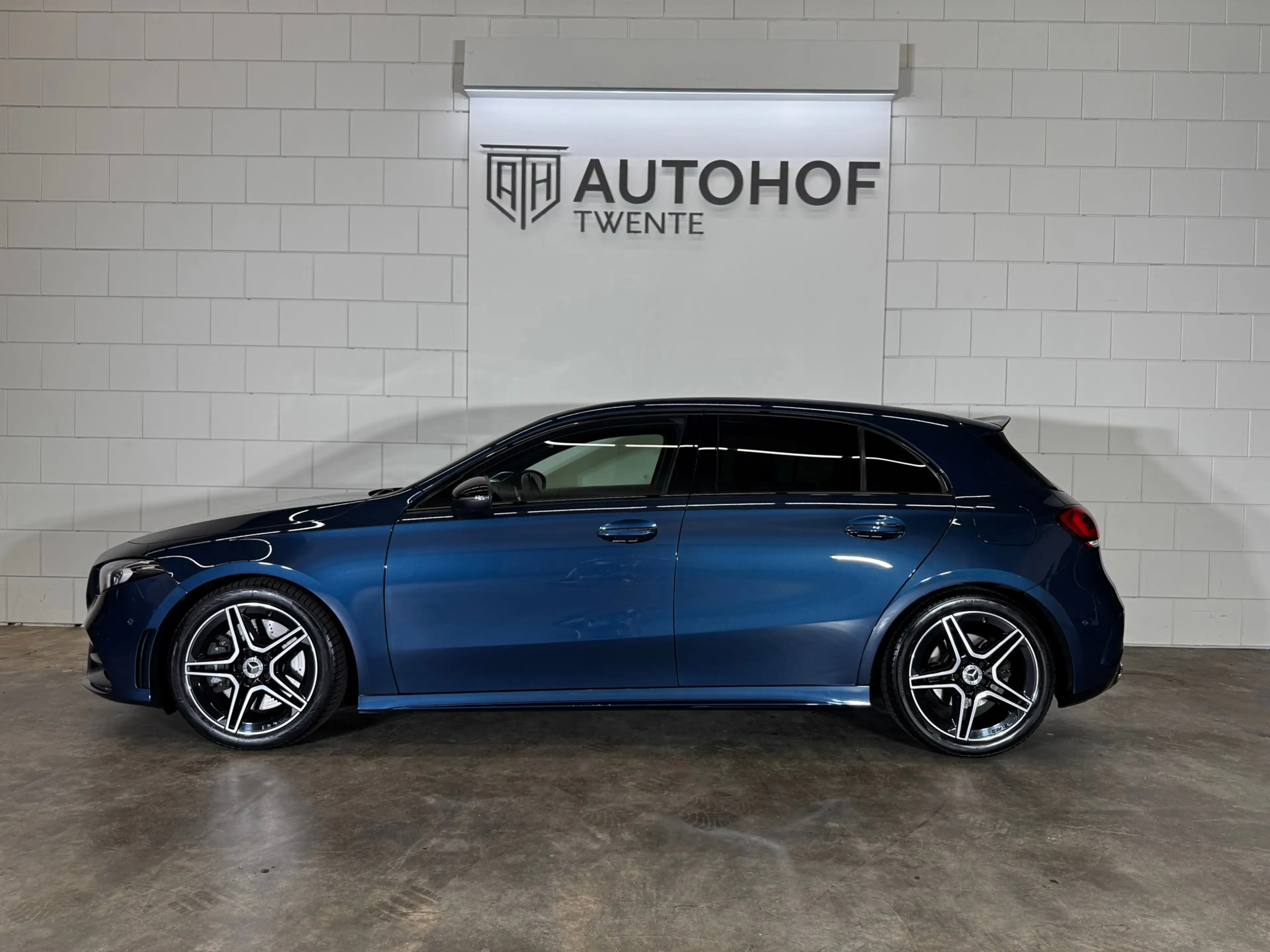 Mercedes-Benz A 250 4MATIC AMG 224 PK Full Opt. *BurM*Memory*Multi B.* — photo 12