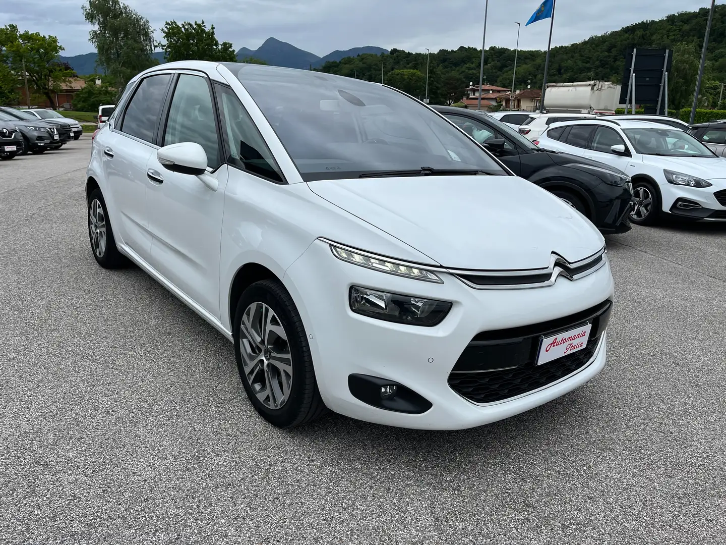 Citroen C4 Picasso 1.6 bluehdi Intensive s Білий - 2
