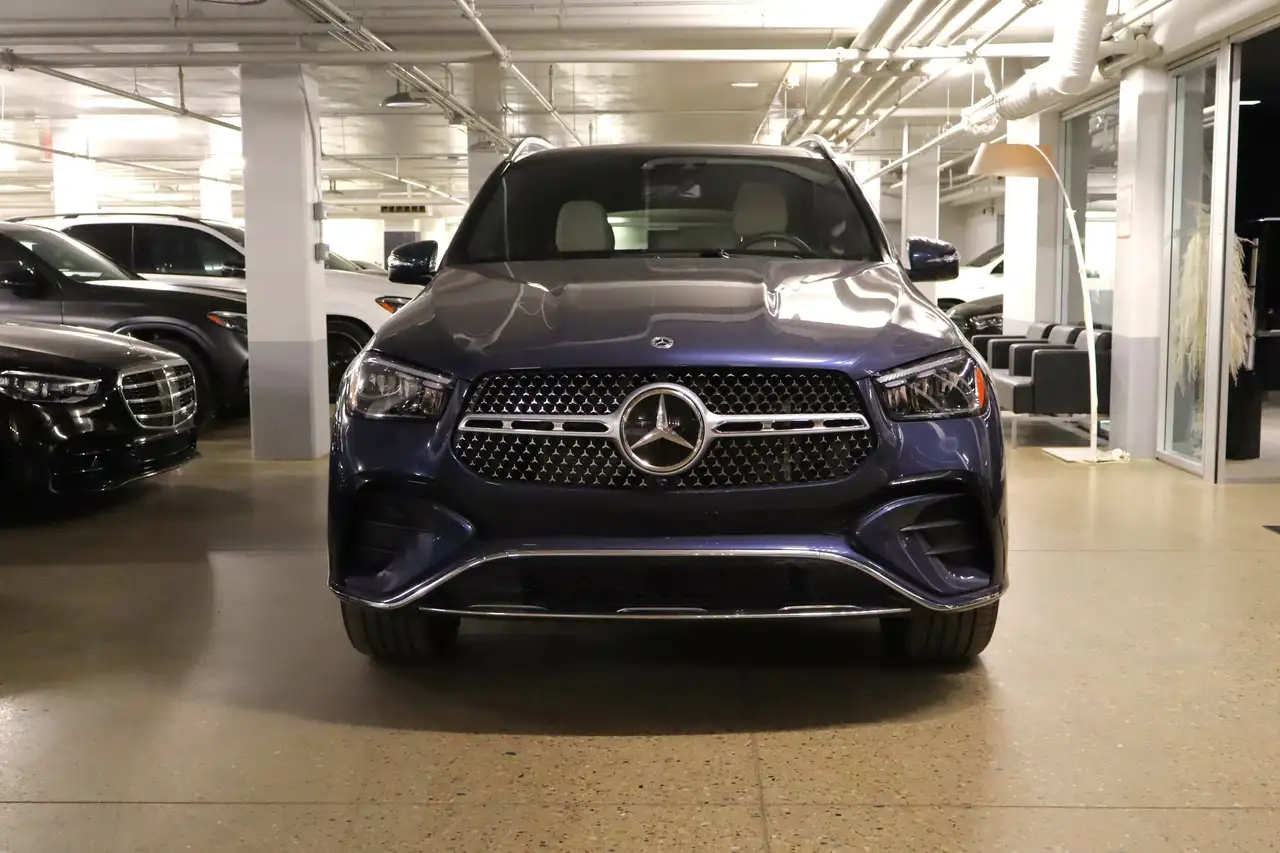 Mercedes-Benz GLE снимка Mercedes-Benz GLE