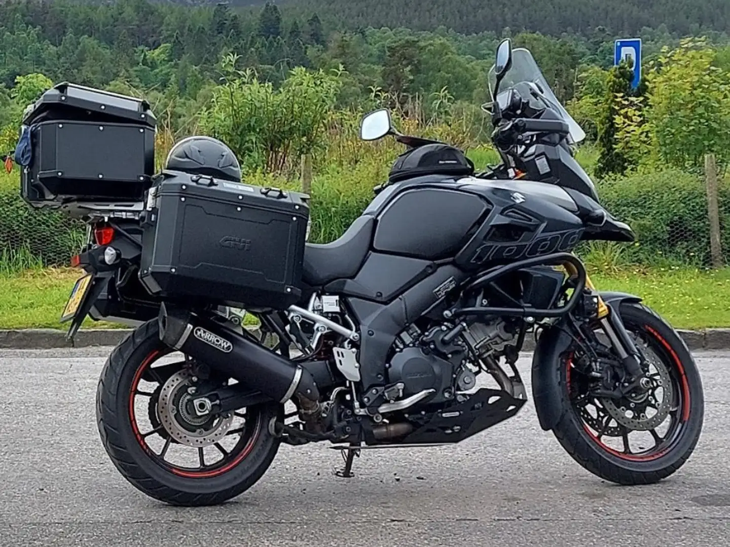 Suzuki V-Strom 1000 Zwart - 2