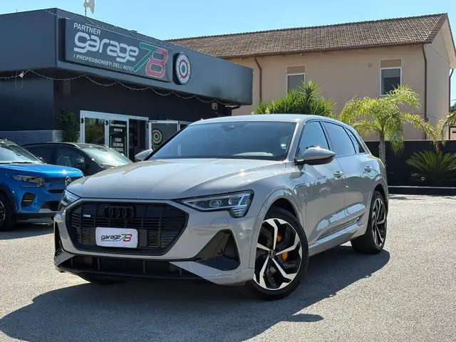 Audi e-tron e-tron 55 Evolution S line Black Edition quattro cvt