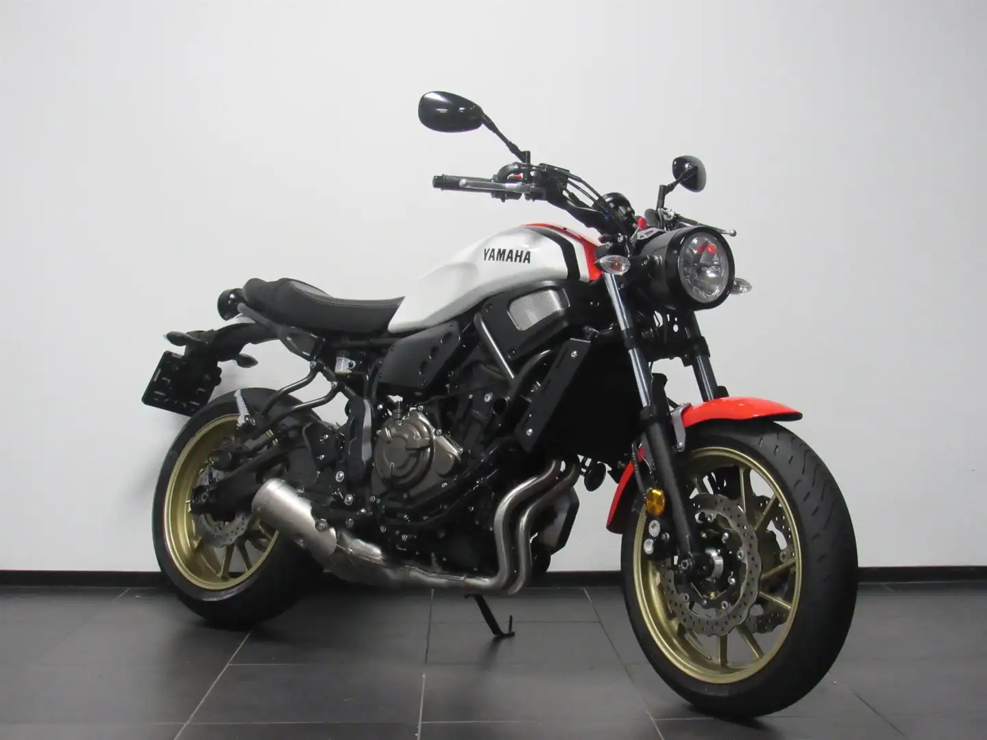 Yamaha XSR 700 ABS Червоний - 2