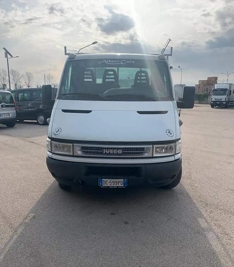 Iveco daily 35c10 cassone da 4 metri Blanco - 1