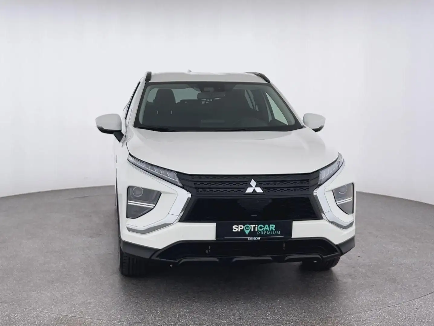 Mitsubishi Eclipse Cross Basis Hybrid4WD 2.4*SHZ*RFK*AT*uvm Weiß - 2