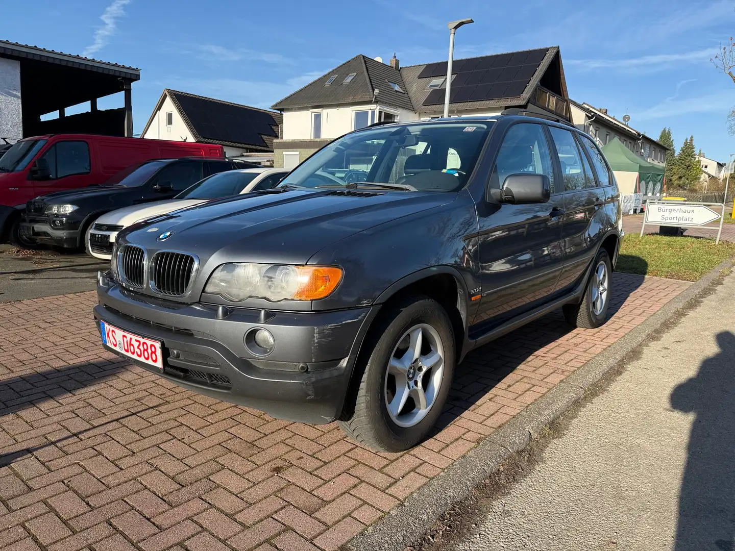 BMW X5 3.0 d Xenon Leder Navi HU AU 10/2026 Grau - 1