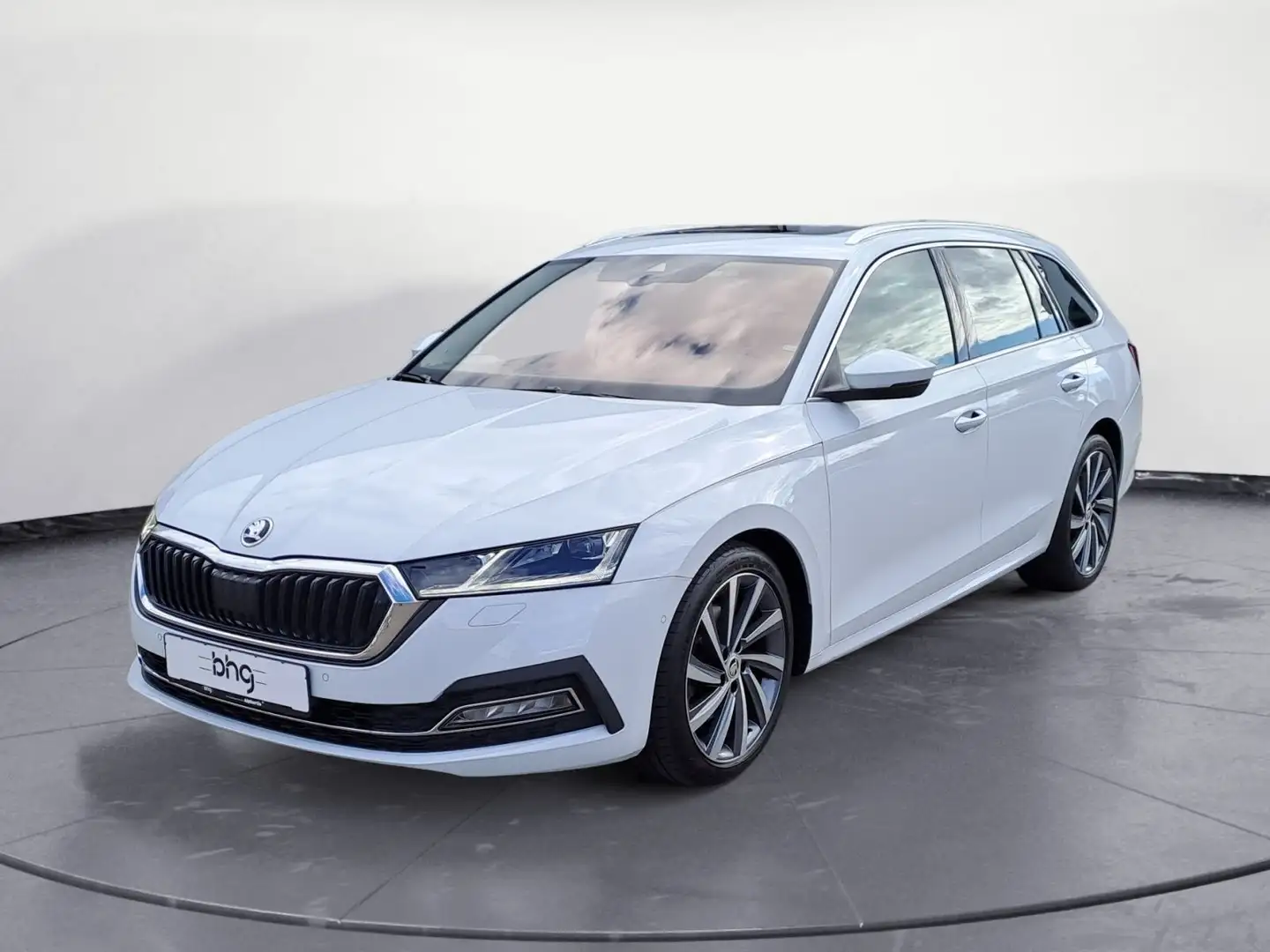 Skoda Octavia Combi 2.0 TDI DSG First Edition Weiß - 2
