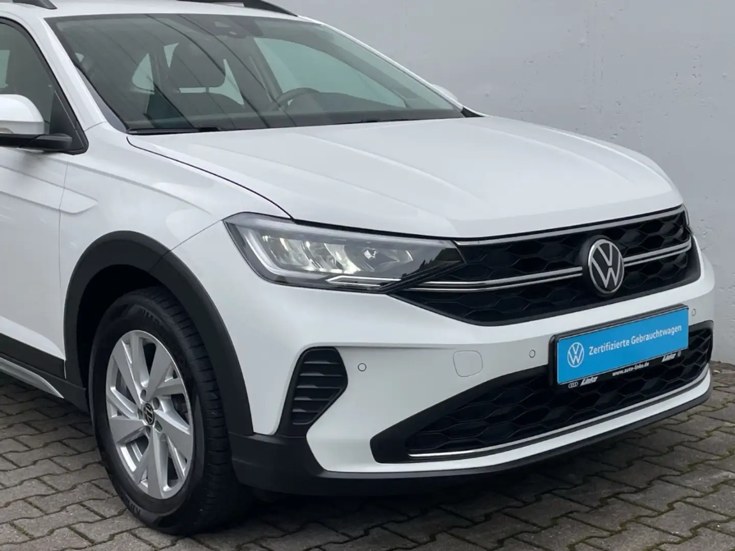 Volkswagen Taigo 1.0 TSI Life LED/App-Connect/PDC/Klima Weiß - 2