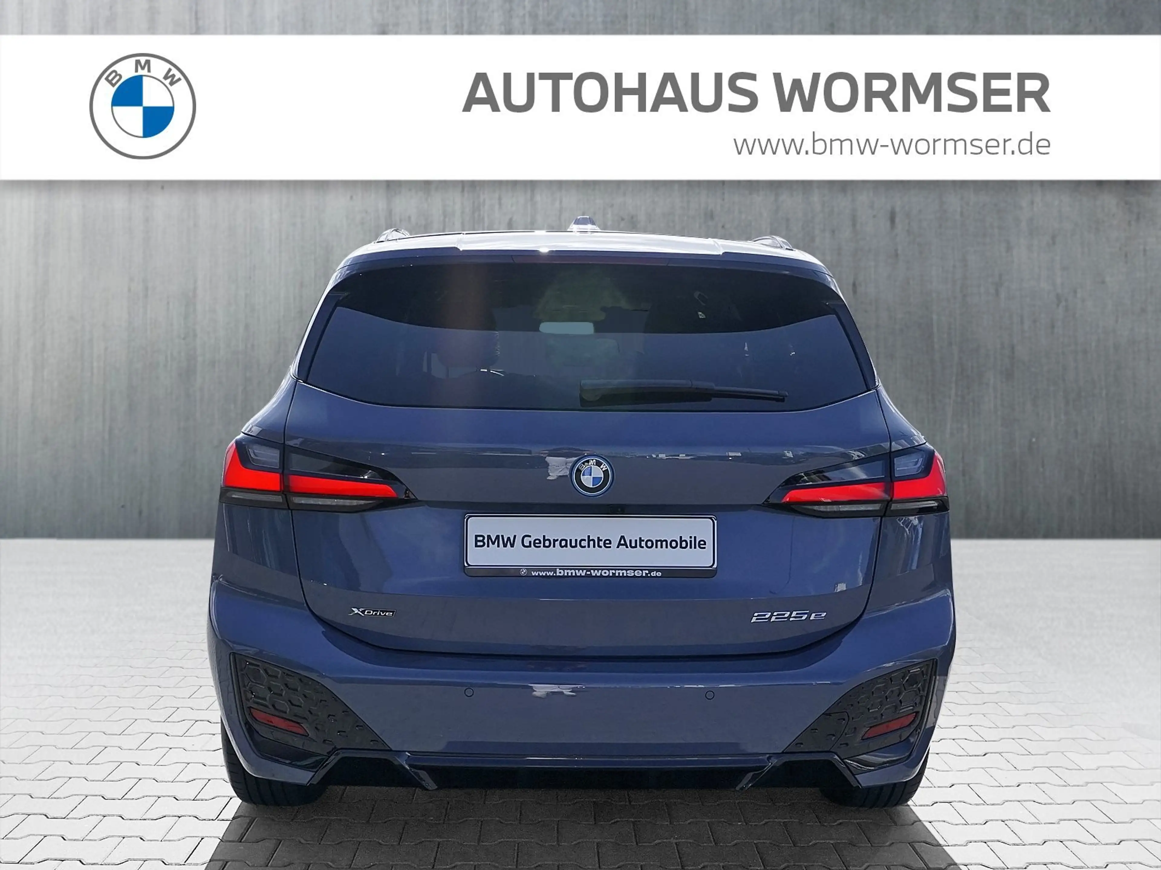 BMW 225 e xDrive Active Tourer — photo 5