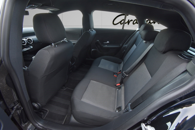 Mercedes-Benz CLA 180 d Shooting Brake Aut. ***LED*VIRTUAL-COCKPIT** — photo 11