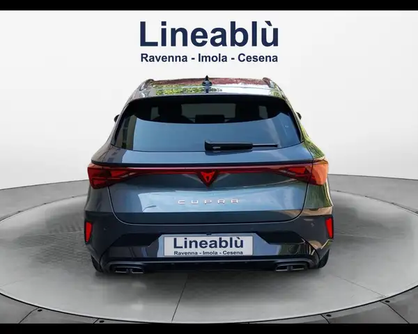 Cupra Leon view 4