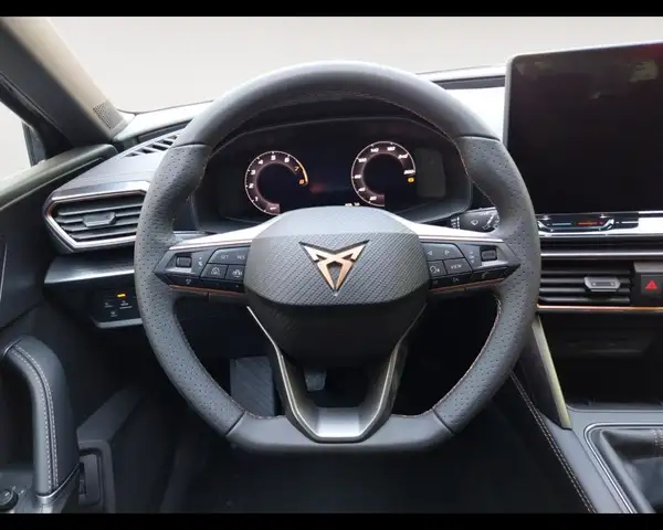 Cupra Leon view 12