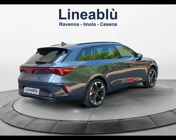 Cupra Leon view 5