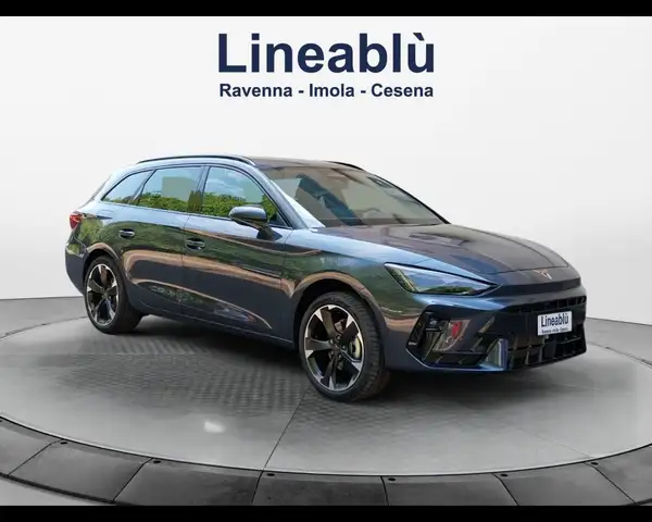 Cupra Leon view 7