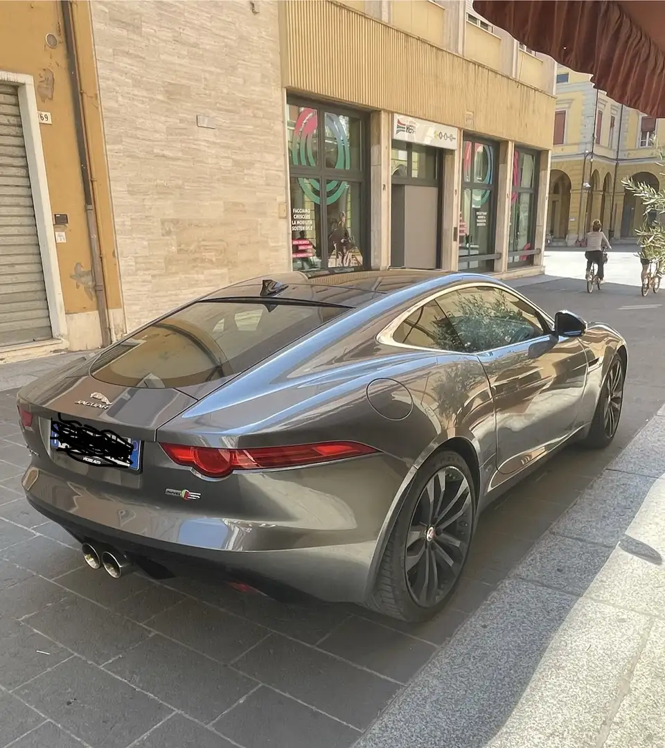 Jaguar F-Type Coupe 3.0 V6 S awd auto 382CV Grigio - 1