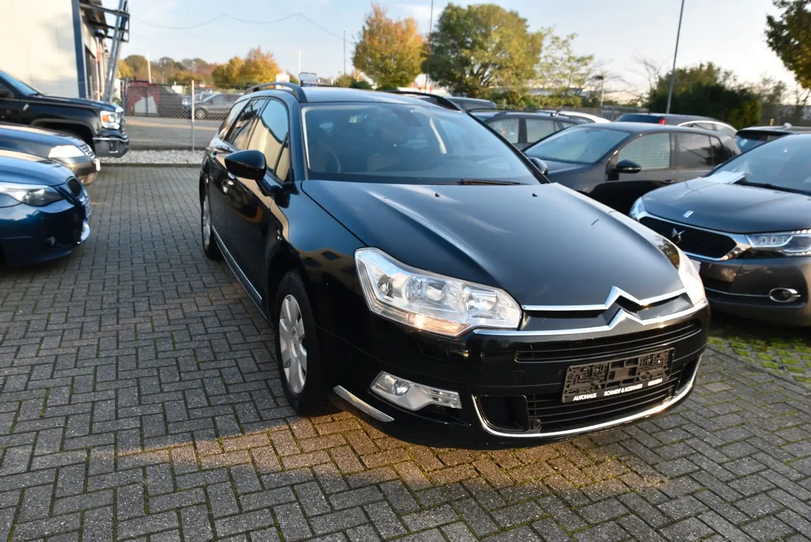 Citroen C5 Tourer Tendance Temp/Navi/PDC/AHK Tüv 09.2025 Noir - 1