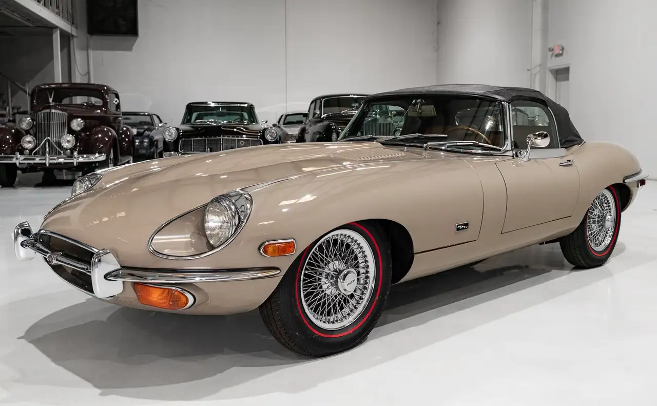 Jaguar E-Type SERIES II 4.2 ‘OTS’ ROADSTER (ONE OWNER FROM NEW) ONE OWNER FROM NEW, foto 5