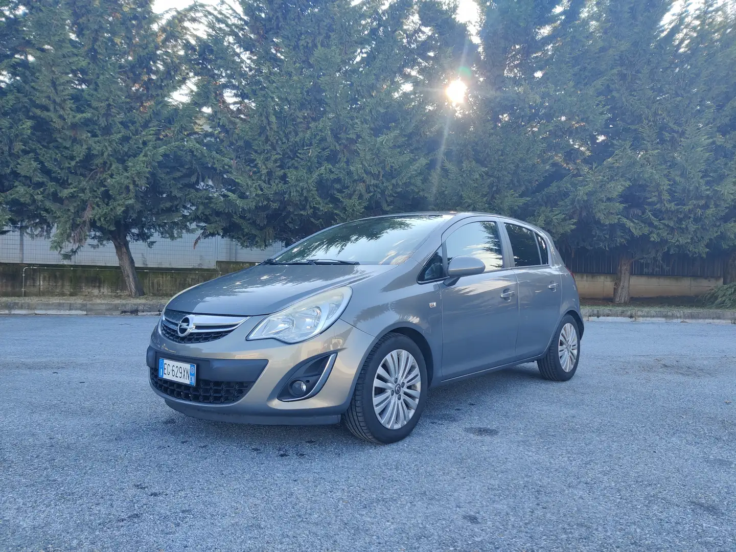 Opel Corsa Corsa IV 2010 5p 1.2 85cv Grigio - 1