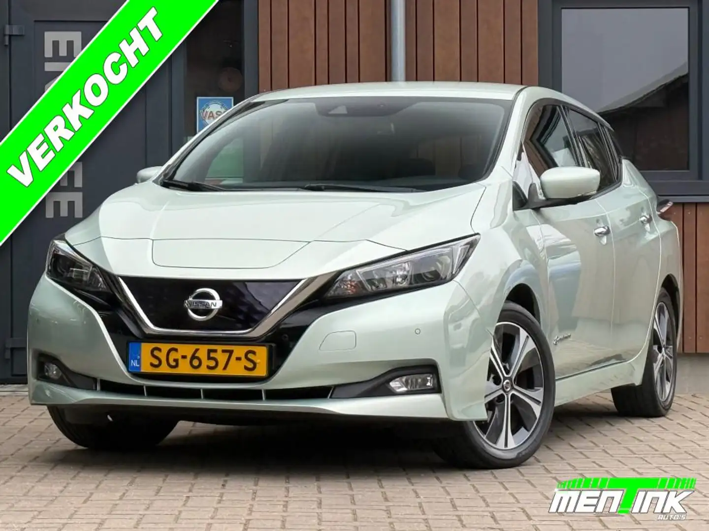 Nissan Leaf 2.ZERO EDITION 40KWH Camera N.A.P. Grijs - 1
