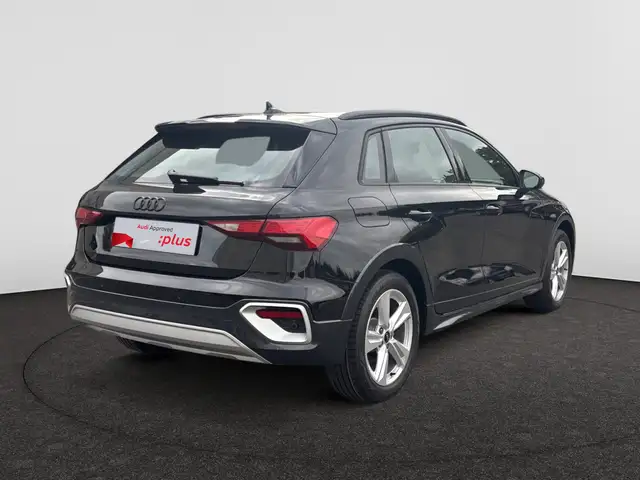 Audi A3 view 5