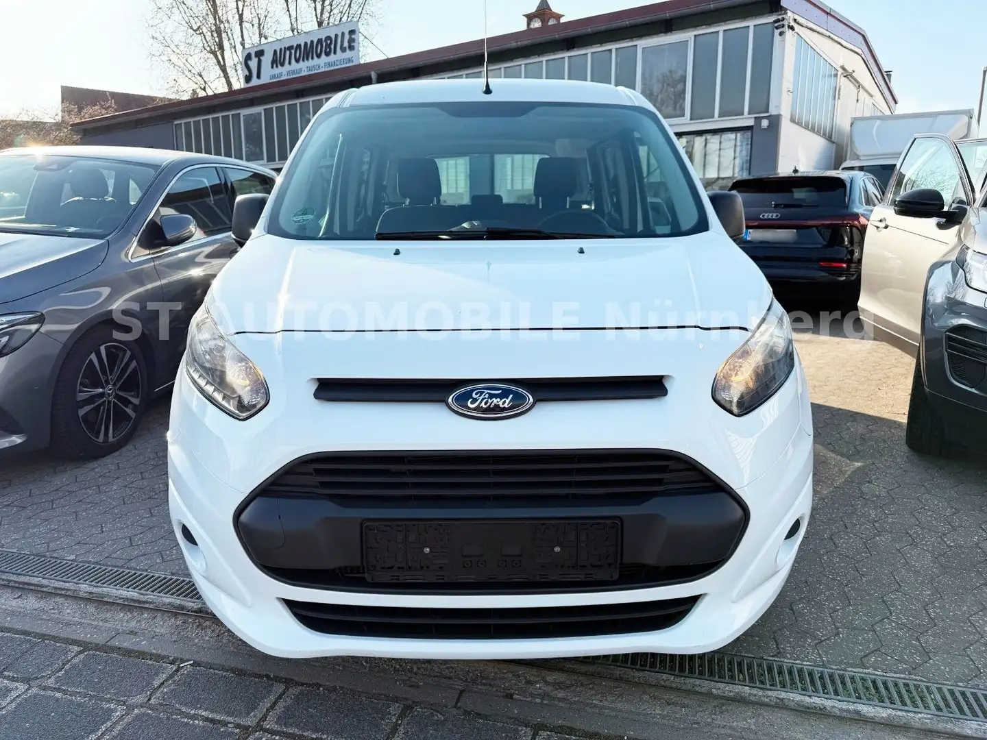 Ford Grand Tourneo Connect 1.6 TDCi Ambiente Maxi Weiß - 2