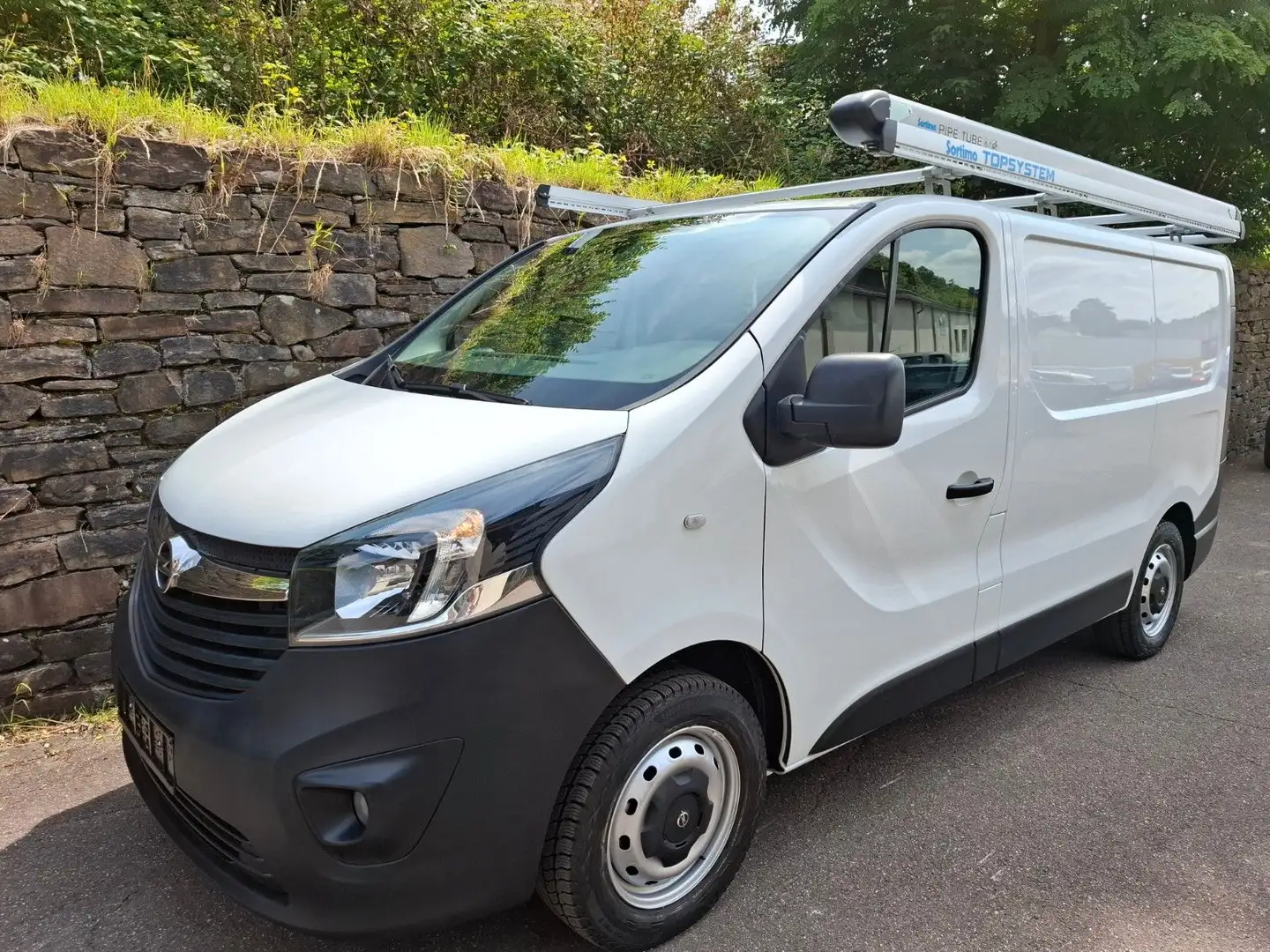 Opel Vivaro 2.9 L1H1 Kasten Navi Klima PDC Sortimo Weiß - 1