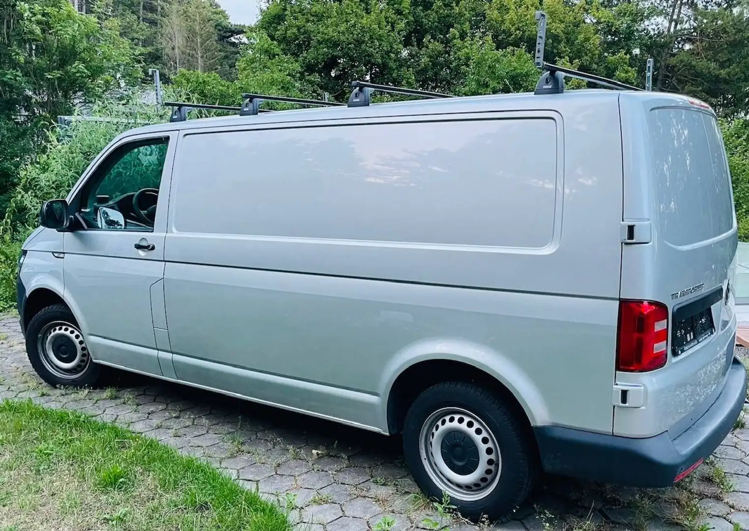 Volkswagen T6 Transporter Kastenwagen LR 2,0 TDI BMT Silber - 2