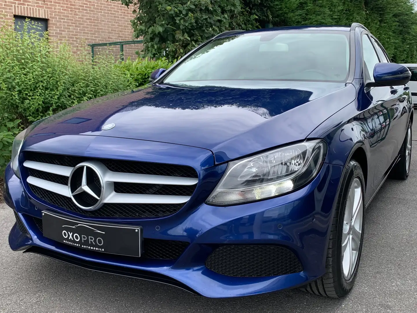 Mercedes-Benz C 180 D / Cuir Sport / Gps / Cruise / Burmester / Bleu - 2