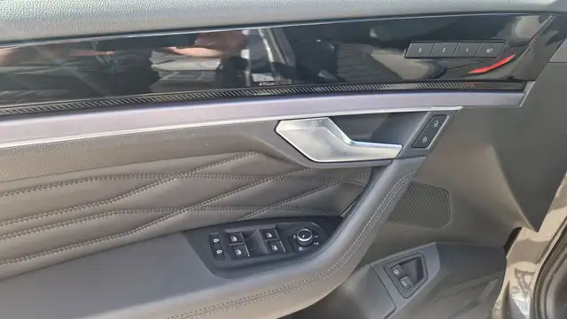 Volkswagen Touareg 4Motion V6 TSI eHybrid PHEV '''' R-LINE '''' Ansicht 24