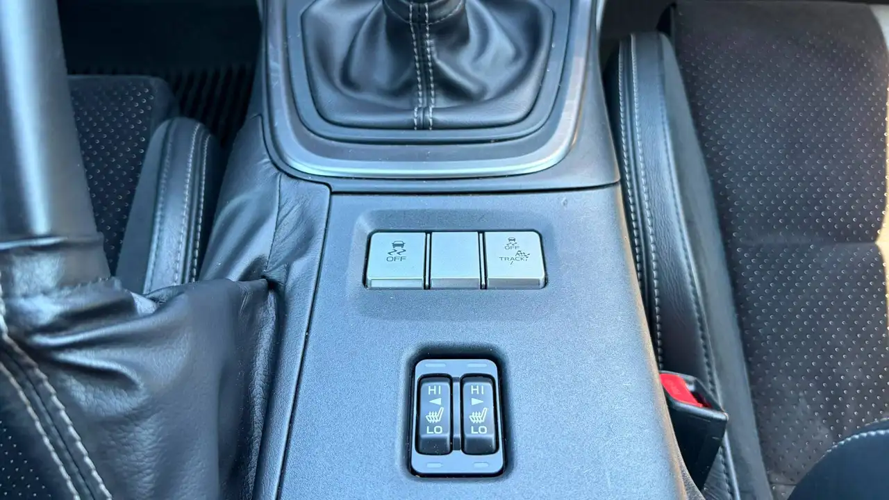 Toyota GR86 снимка Toyota GR86