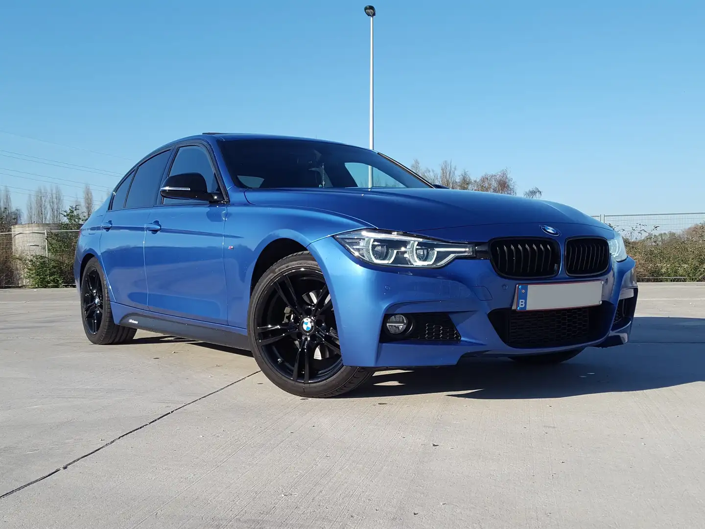 BMW 320 d ///M Performance Bleu - 1
