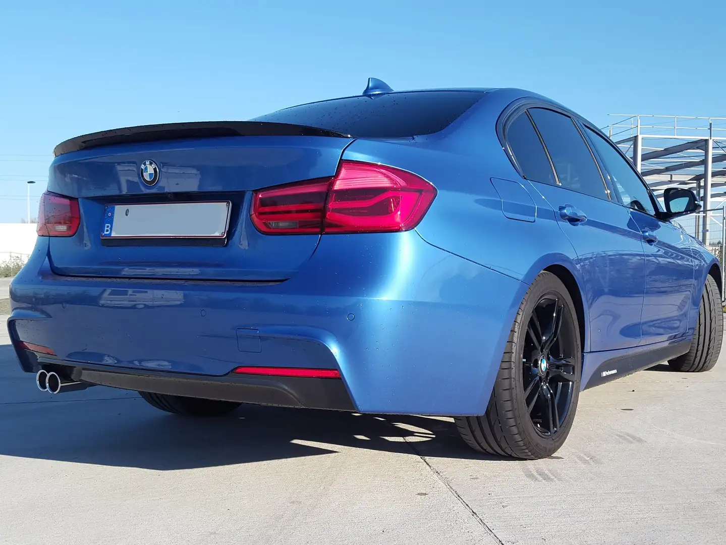 BMW 320 d ///M Performance Bleu - 2