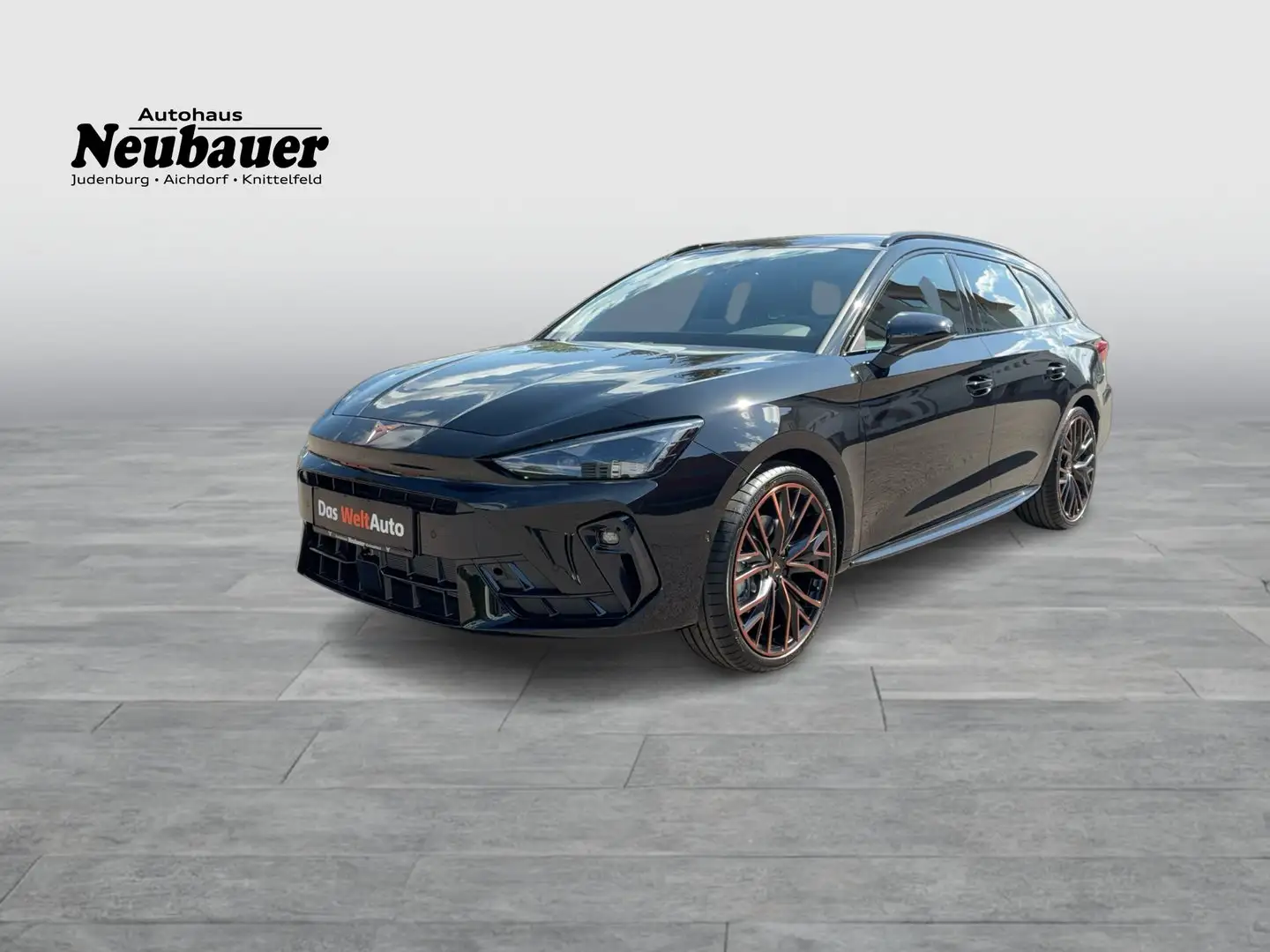 CUPRA Leon 1.5 eTSI DSG Schwarz - 1