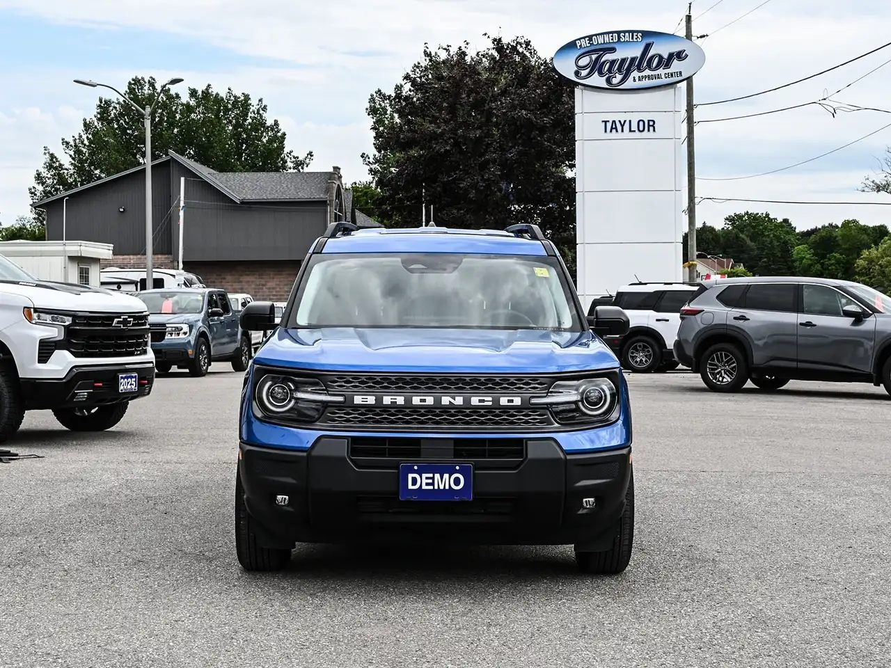 Ford Bronco Sport photo Ford Bronco Sport