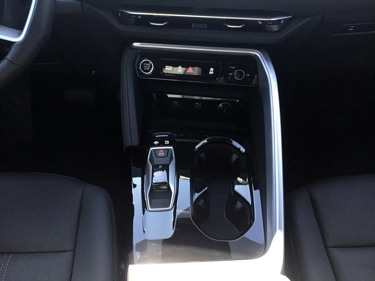 Audi Q5 снимка Audi Q5