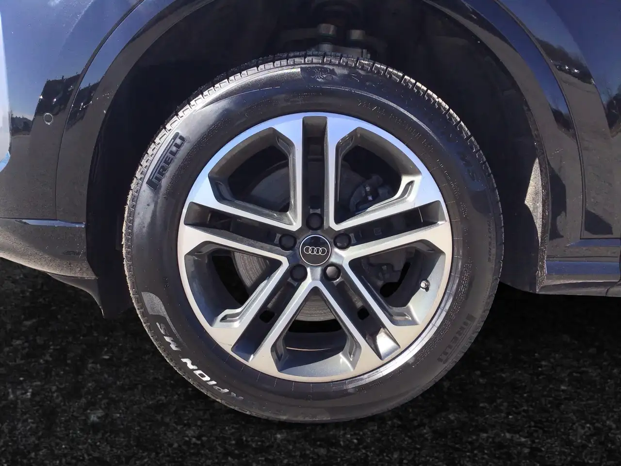 Audi Q5 снимка Audi Q5